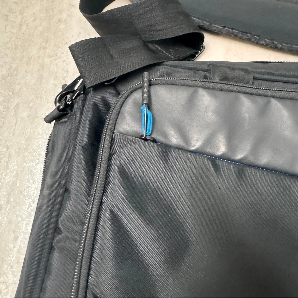 Dell laptop carrying  case bag keyed notebook lock